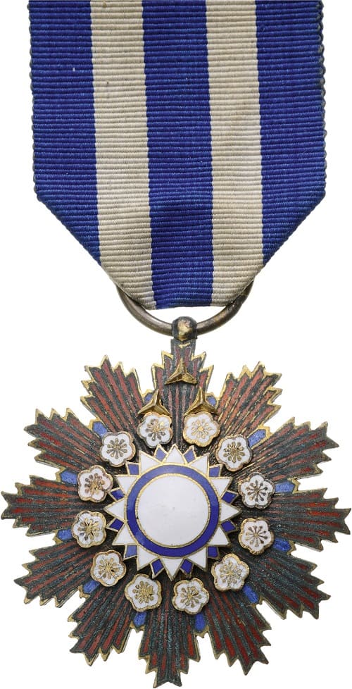 四等國徽章  4th class National Emblem  Order.jpg