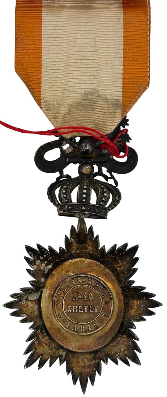 4th class Officer's order with green  ribbon with a gold border stripes.jpg