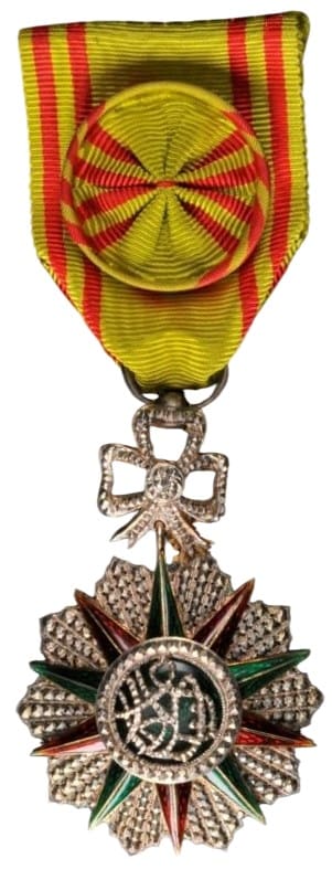 4th class order from Mohamed es Sadok era (1859-1882).jpg
