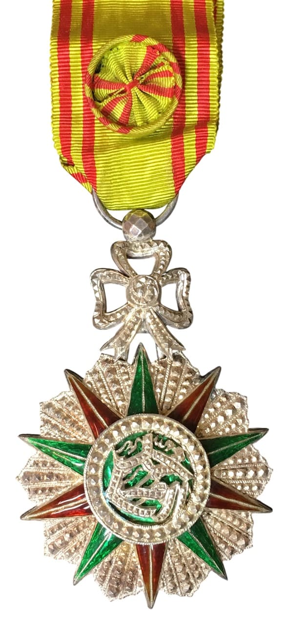 4th class order from Muhammad V an-Nasir Bey era 1906-1922.jpg