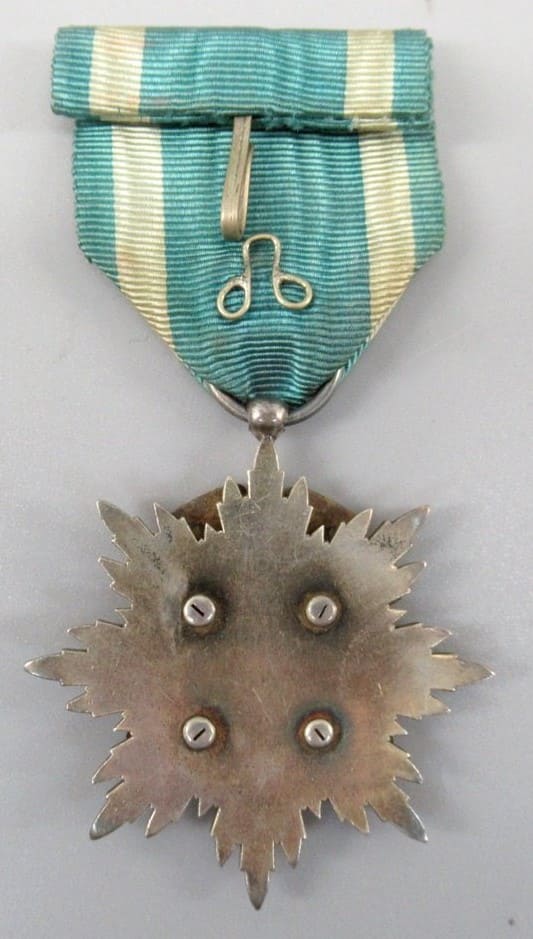 4th class Order of Golden Kite awarded in 1906 to Major General Funabashi  Yoshizo.jpg