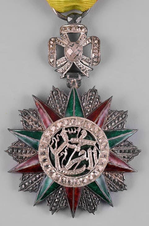 4th class Order of Nishan-Iftikar  made by Kretly,  Paris.jpg