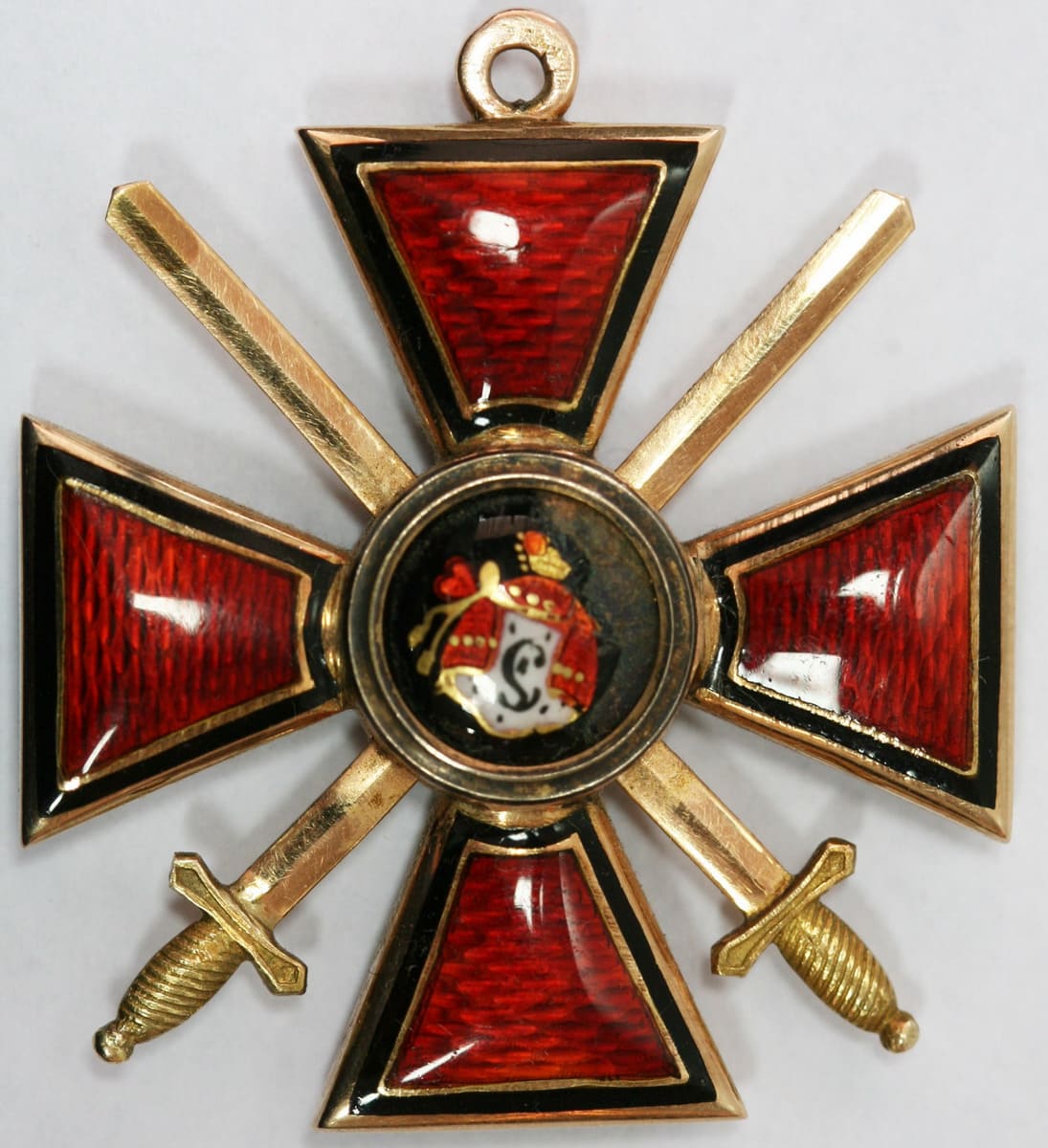 4th class Order of Saint Vladimir made by St.Petersburg workshop AR..jpg