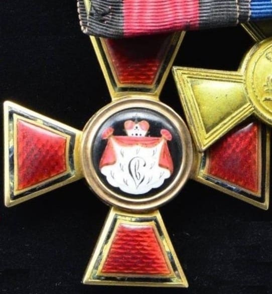 4th Class order of Saint Vladimir with bow.jpg