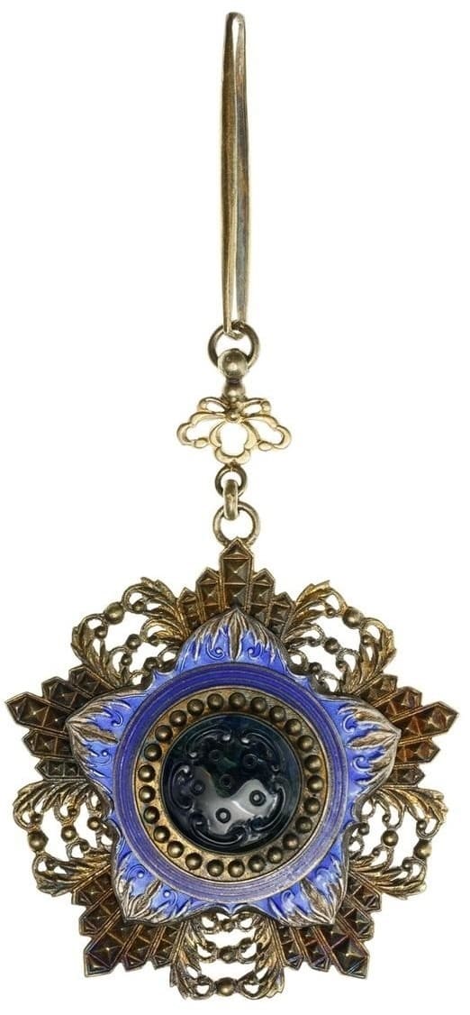 4th class Order of the Brilliant  Jade 30.jpg