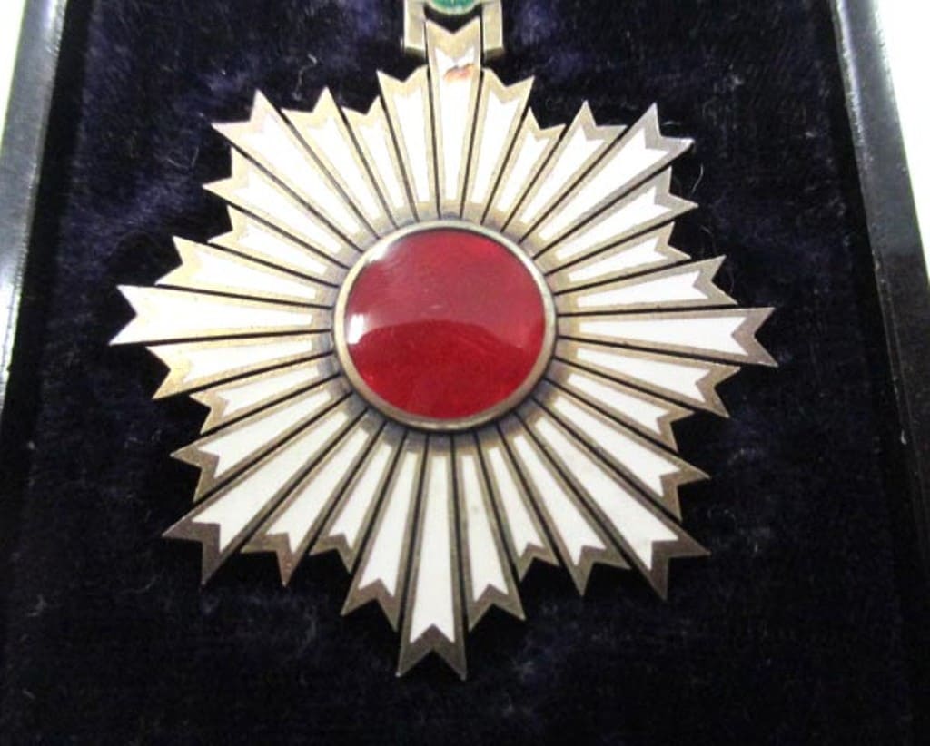 4th class Rising Sun order  awarded in 1906.jpg