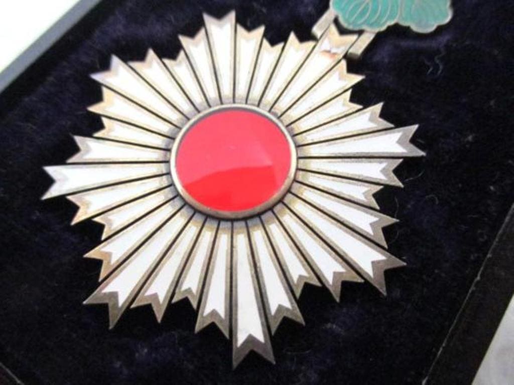 4th  class Rising Sun order  awarded in 1906.jpg