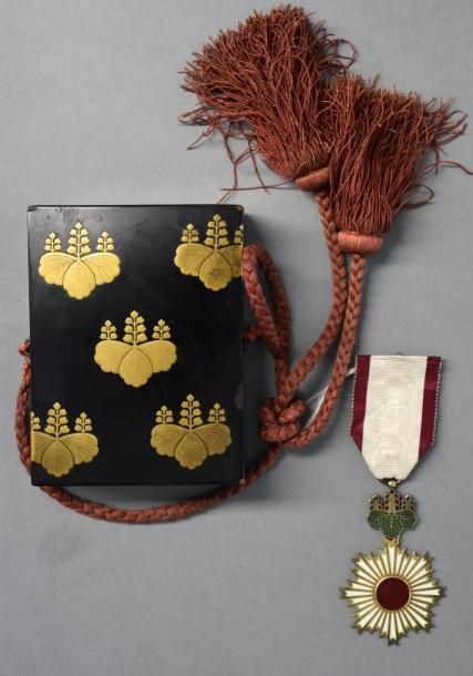 4th class Rising Sun order case for foreigners.jpg