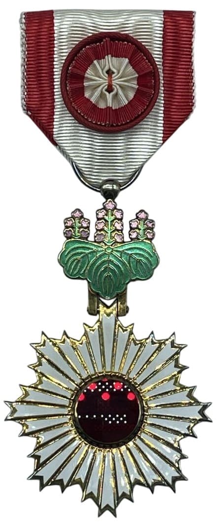 4th class Rising Sun order.jpg