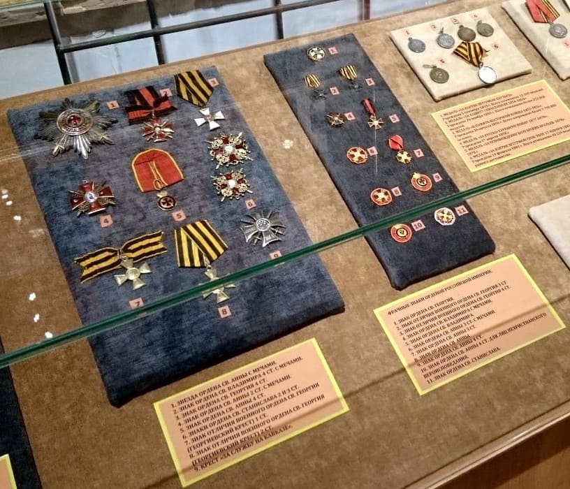 4th class St. George orders made in gold by  Eduard workshop.jpg