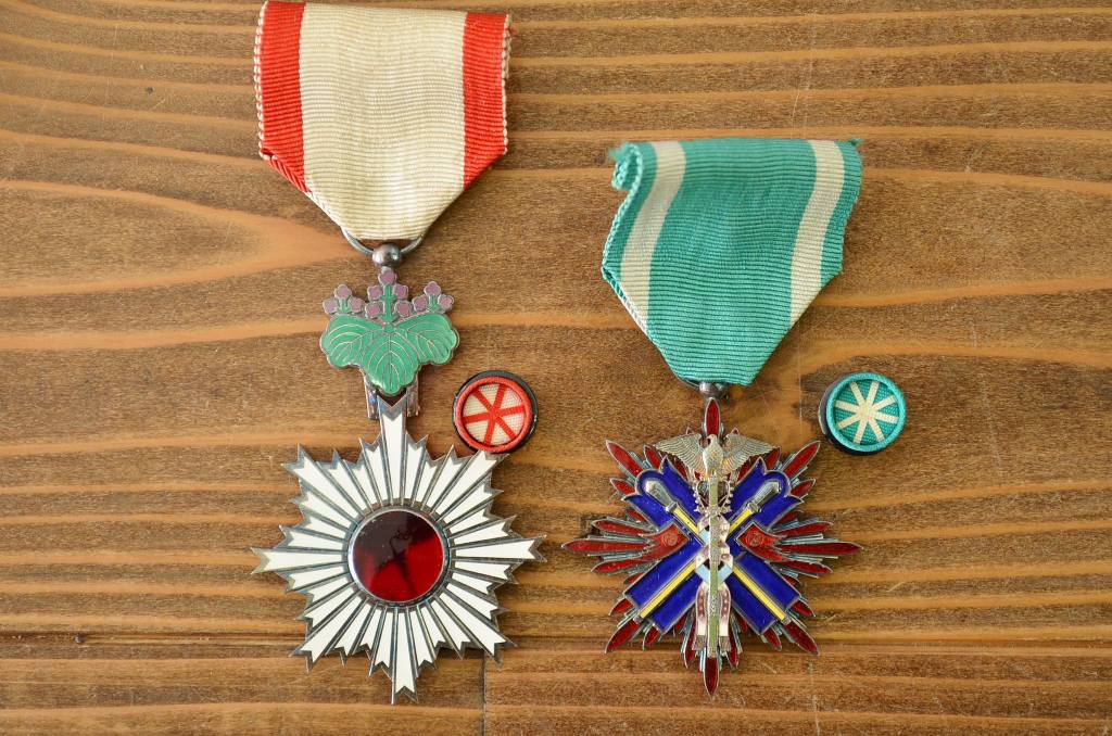 5th class Golden Kite and 6th class Rising Sun orders posthumously  awarded in 1941.jpg