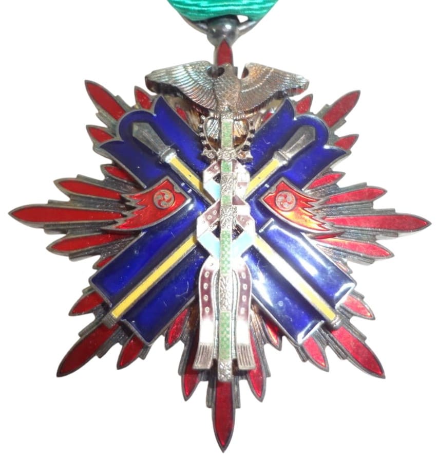 5th class Golden Kite order with paper wrapping.jpg