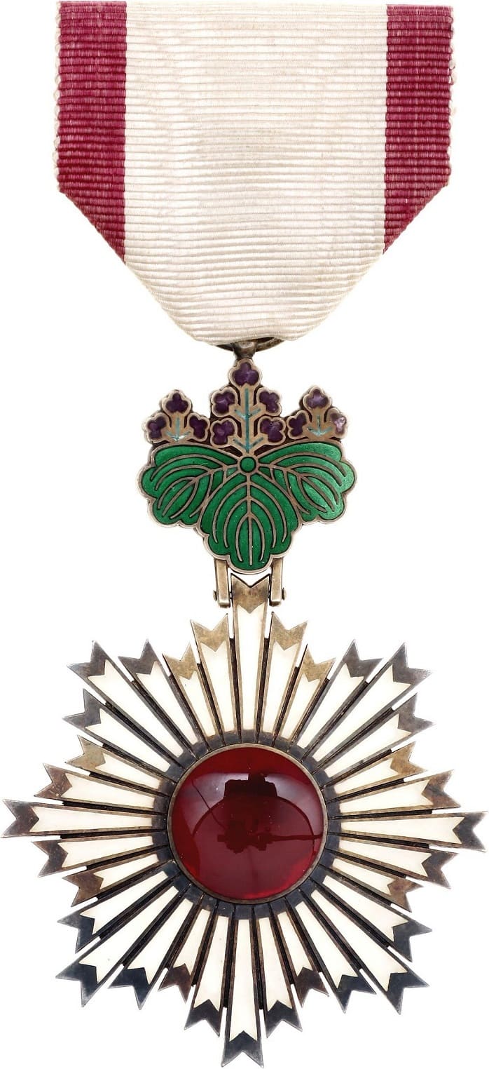 5th class Rising Sun order made by Hirata workshop.jpg