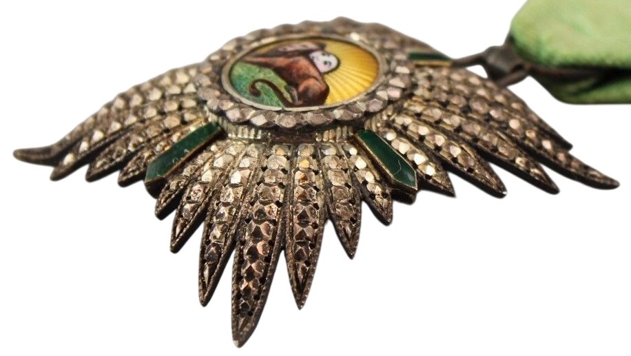 5th class square-shaped  order of the Lion and Sun made by Arthus Bertrand.jpg