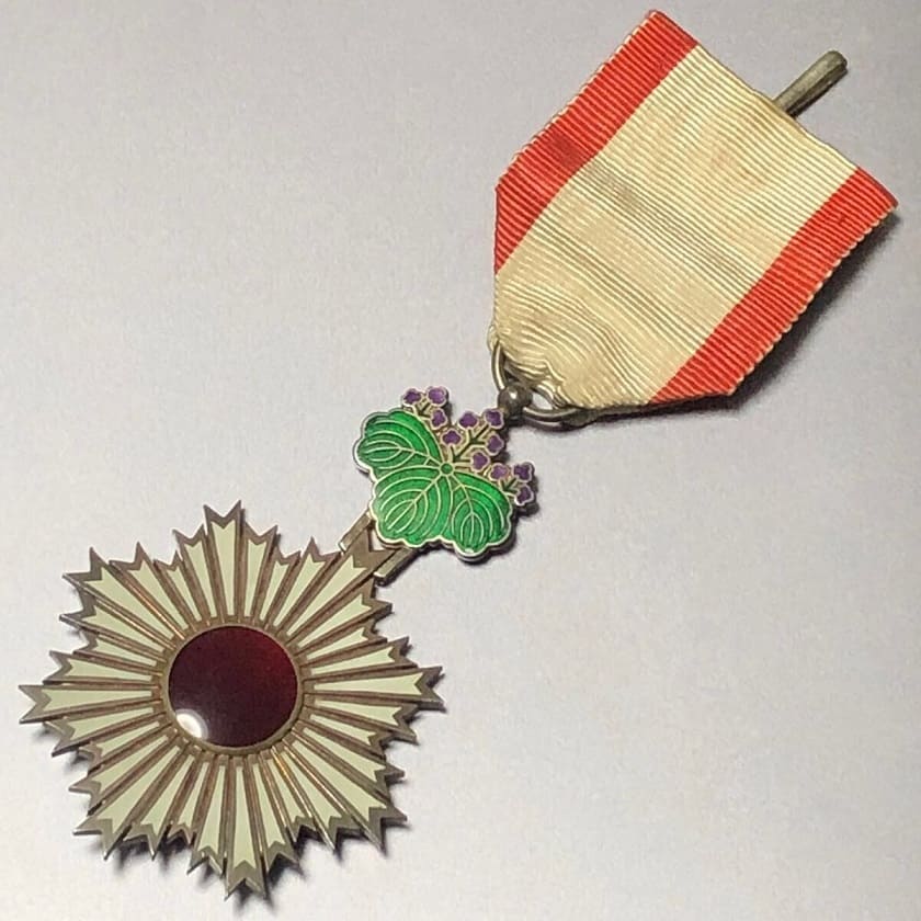 6th class Rising Sun order.jpg
