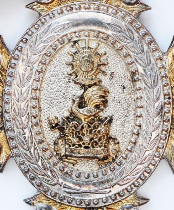 7th class Precious Crown order in seal script_.jpg
