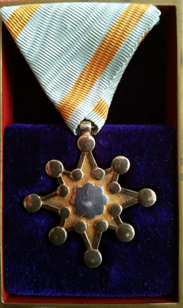7th  class Sacred Treasure order marked ヒ.jpg