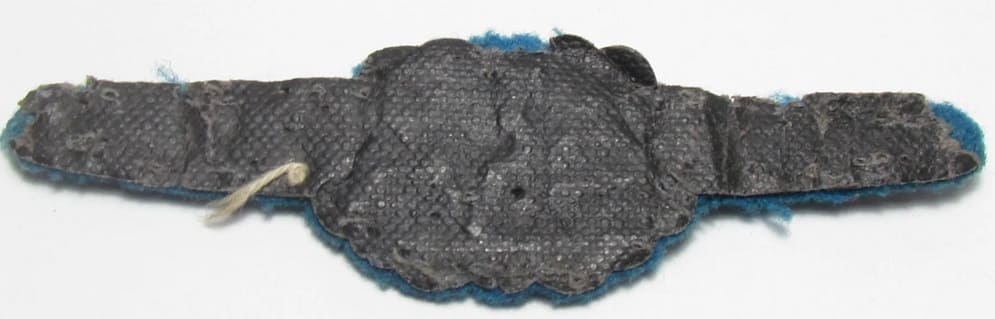 Air Force Breast Badge 航空胸章.jpg
