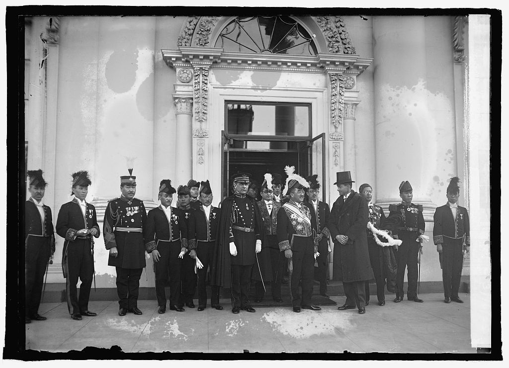 ambassador-matsudaira-and-staff-at-wh-ie-white-house-washington-dc-31625-1.jpg