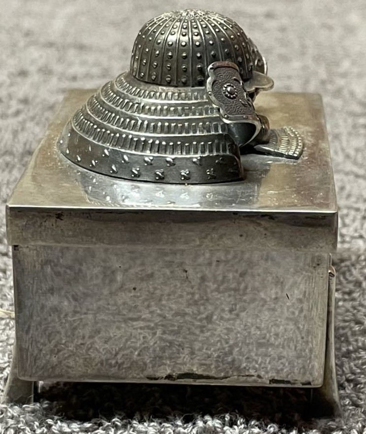 Anglo-Japanese Alliance Commemorative  Silver Box.jpg