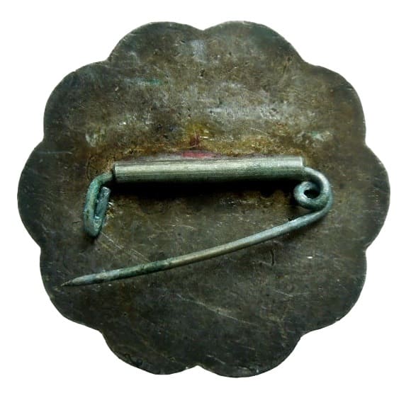 Anniversary of Manchukuo Founding  Commemorative Badge 大満州國建國周年記念章.jpg