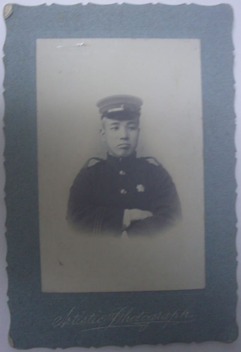 Army   Marksmanship  Badge in Photo.jpg