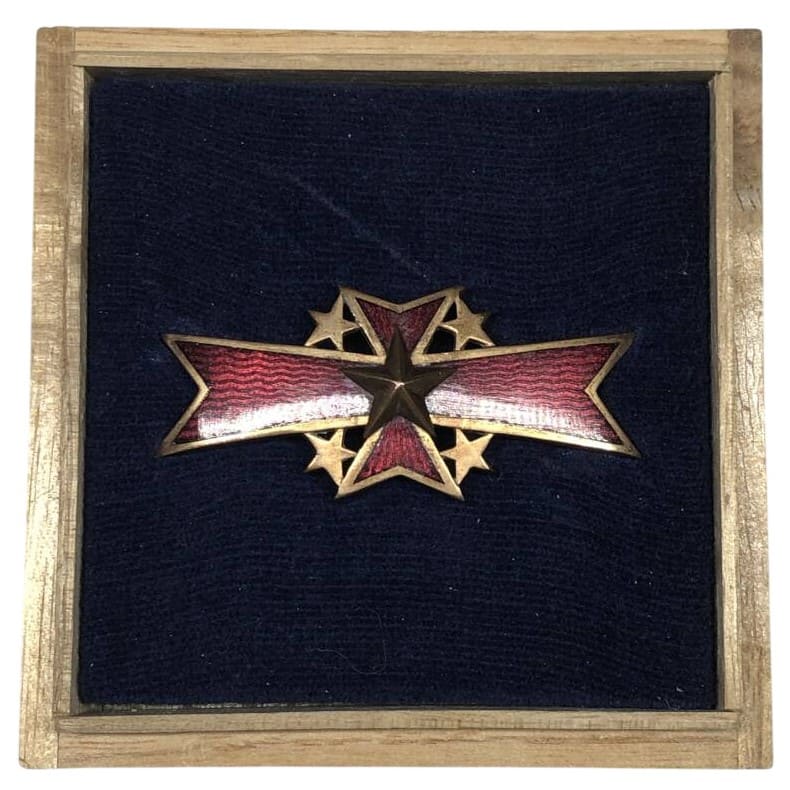 Army Military Affairs Merit Badge (type 1941).jpg