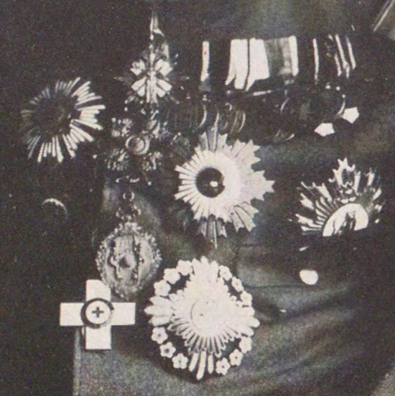 Army Surgeon Inspector General Ishiguro Tadanori  石黒 忠悳.jpg