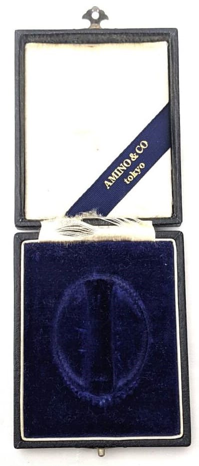 Army War  College Graduation Badge made by Amino&Co, Tokyo.jpg