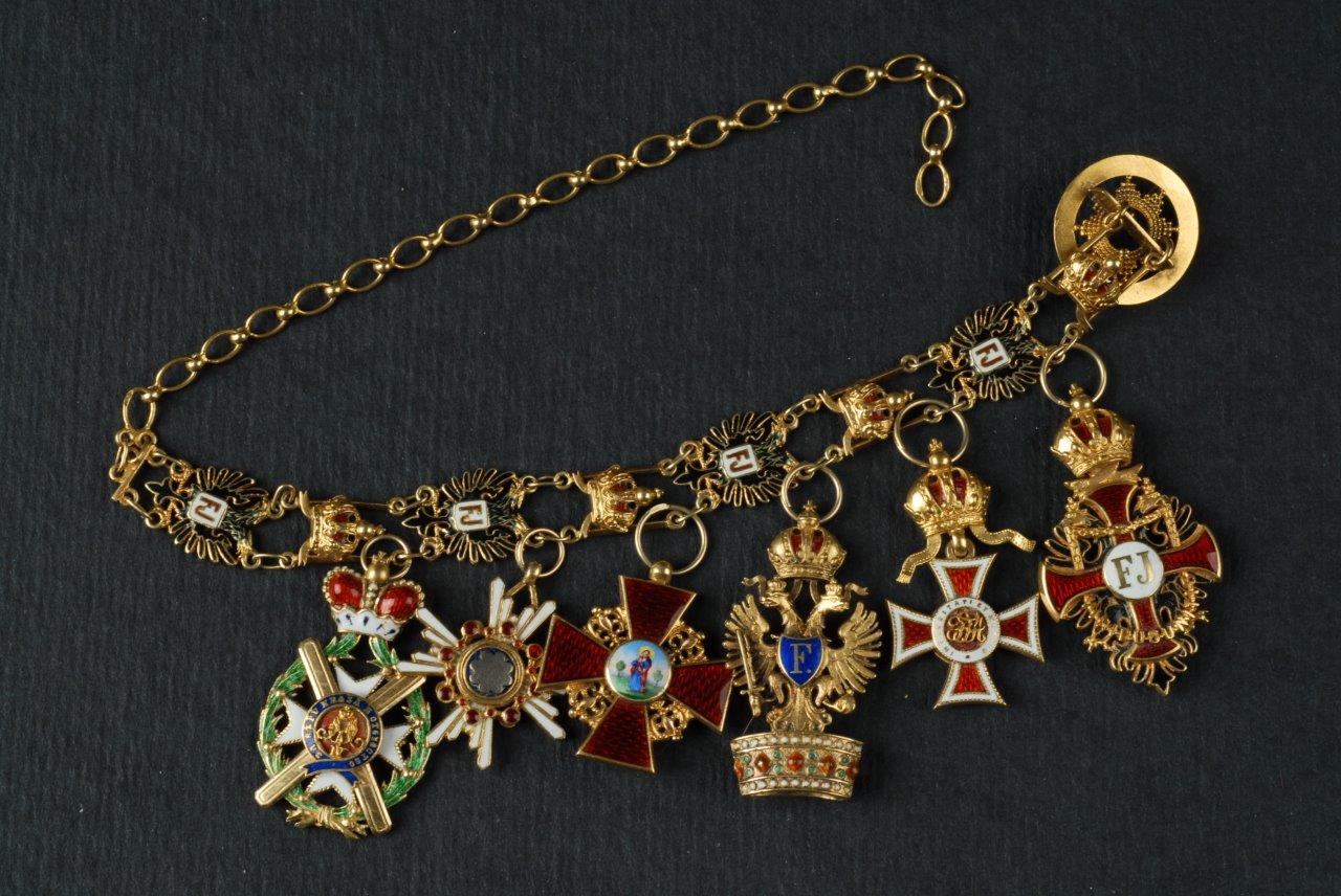 Austro-Hungarian Miniature Group with Japanese Order — копия — копия.jpg