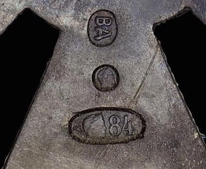 Badge for Participants in the Defense of the  Fortress Port Arthur made by Eduard.jpg