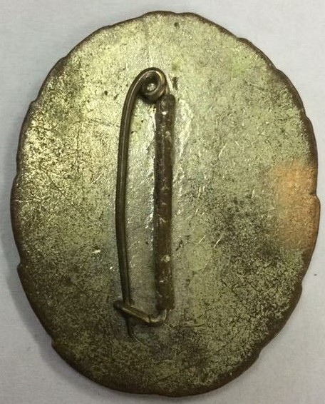 Badge of Friend  of the Military Association 軍友会章.jpg