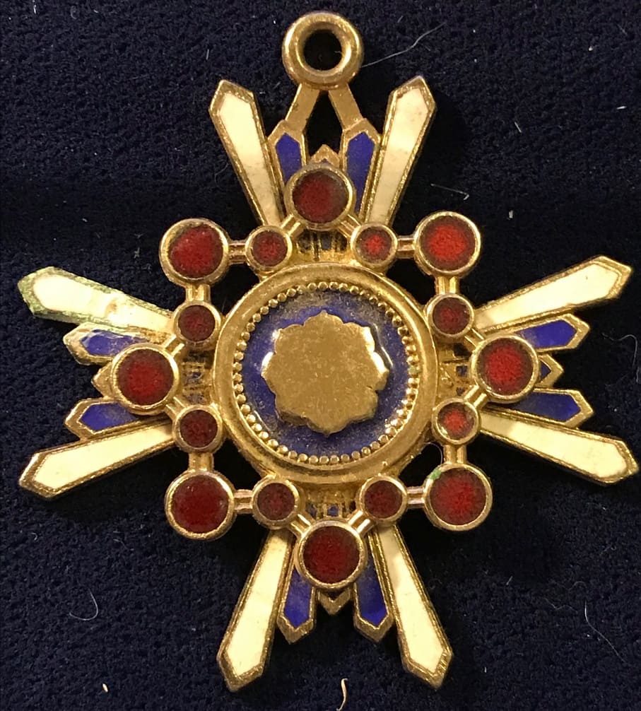 Blue enamel Sacred Treasure order.jpg