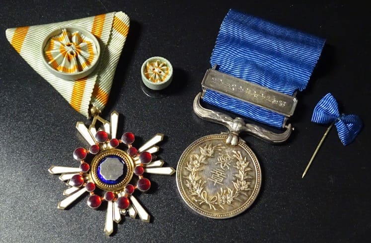 Blue  Ribbon Medal of Honor awarded in 1968.jpg