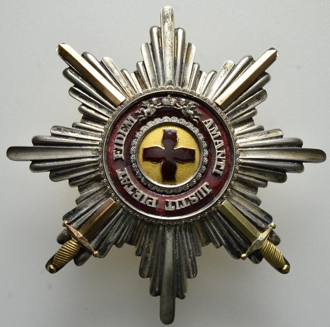 Breast star of St. Anne order manufactured by PL workshop.jpg