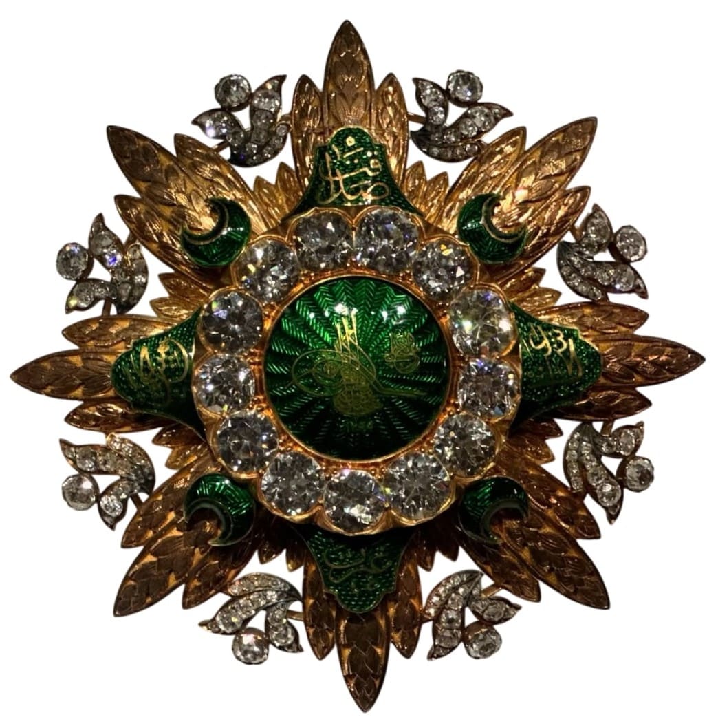Breast star of the Order of the Highest Privilege with Murassa.jpg