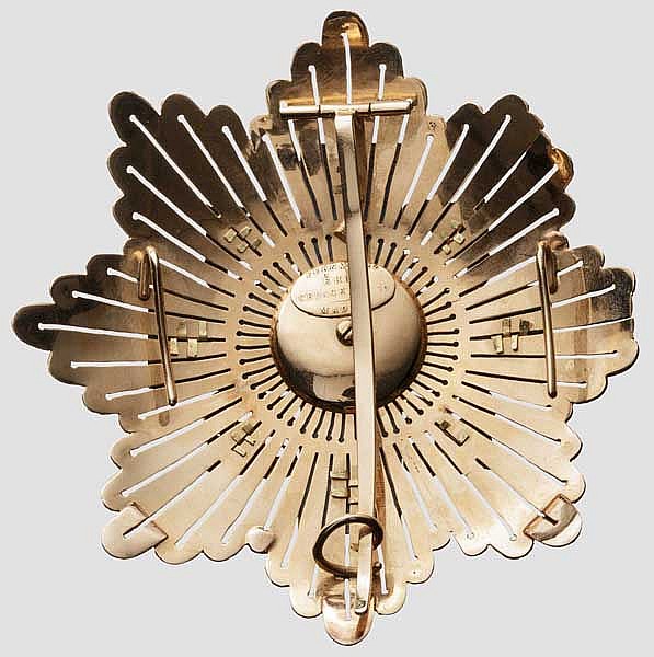 Breast star of the spanish order of Military Merit...jpg