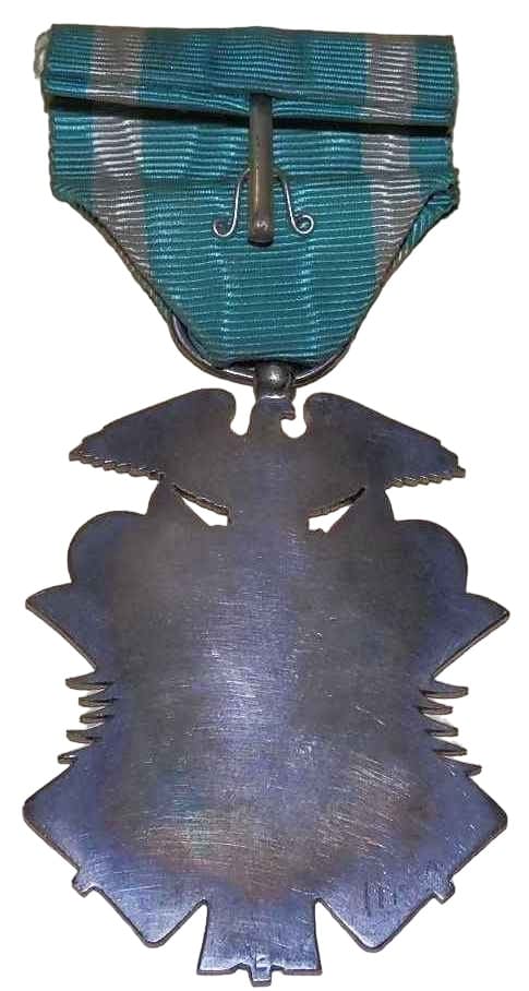 Cased 7th class  Golden Kite order marked with ヒ..jpg