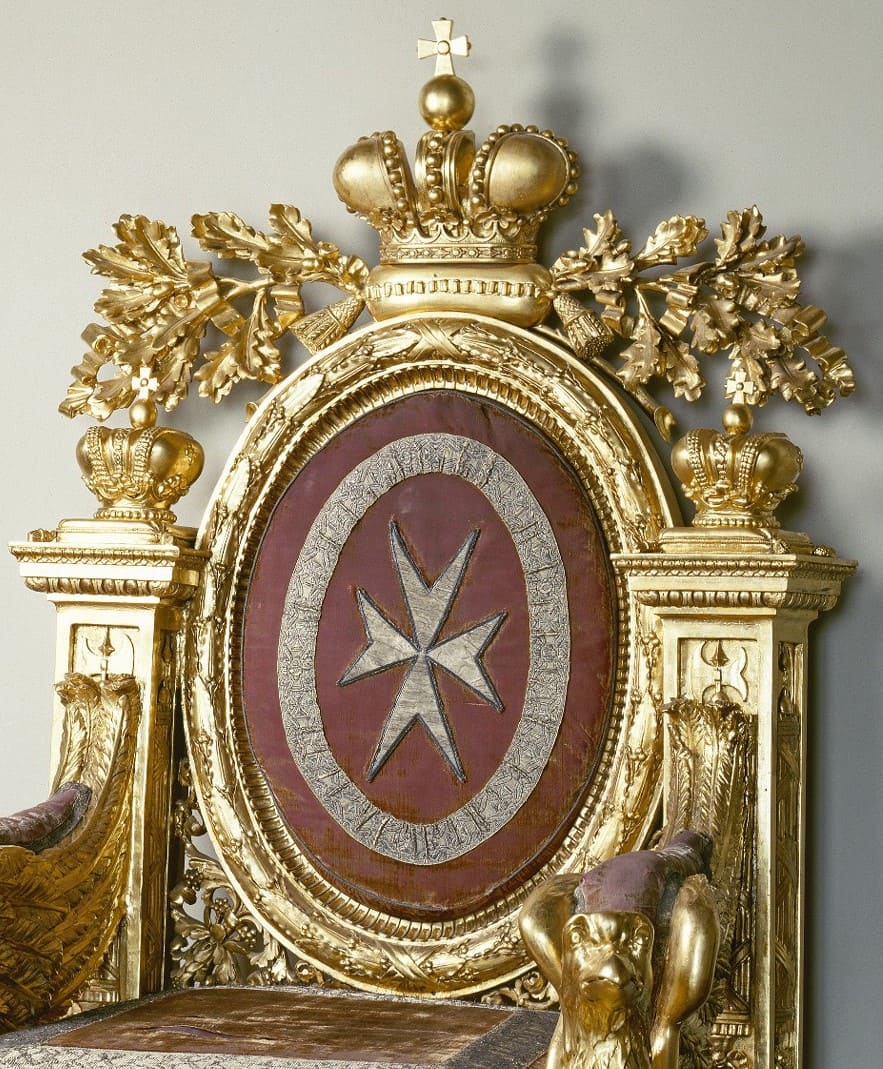 Chair of the Grand Master of the Order of St. John of Jerusalem — копия.jpg