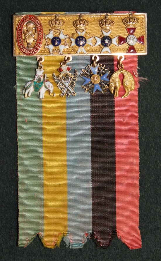 Charles XIII's Miniature Medal Bar with Order of the Elephant.jpg