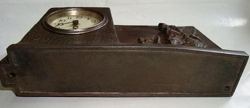 China Incident_Table_Clock.jpg