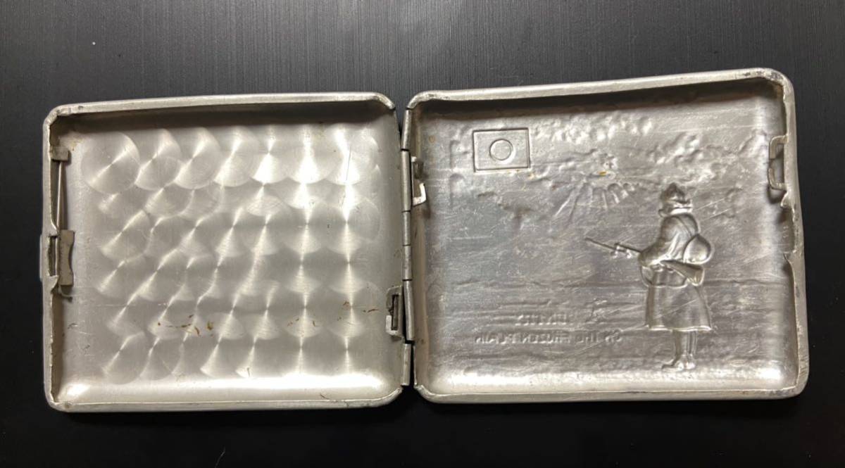Cigarette  case A Sentry on  the Fozen Plain.jpg