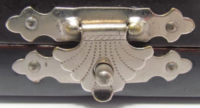 Clasp.jpg