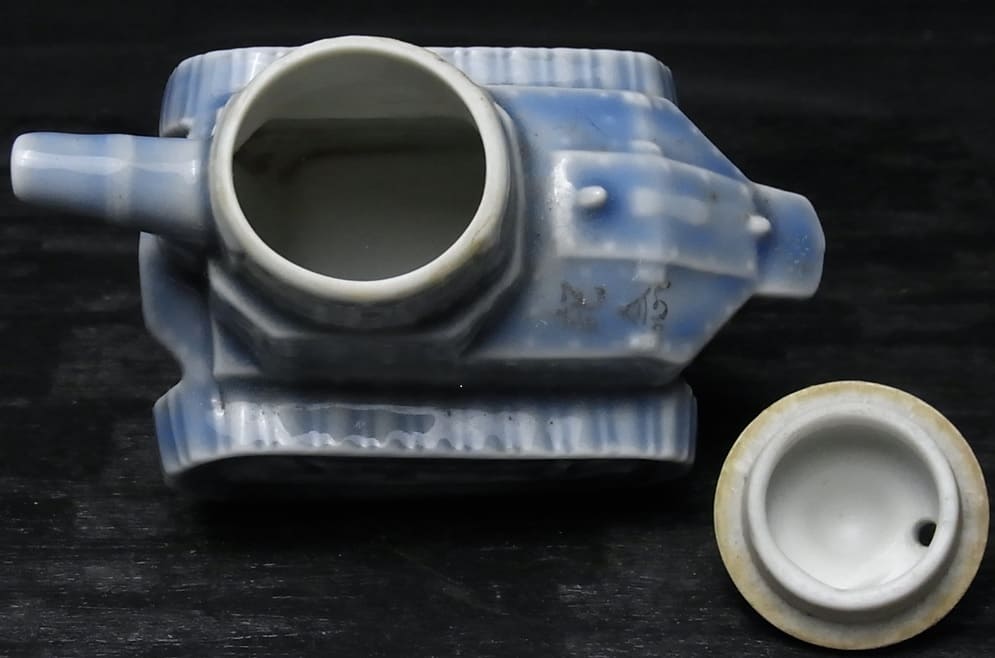 Commemorative Saucer in the Form of the Tank NC27  Otsu.jpg