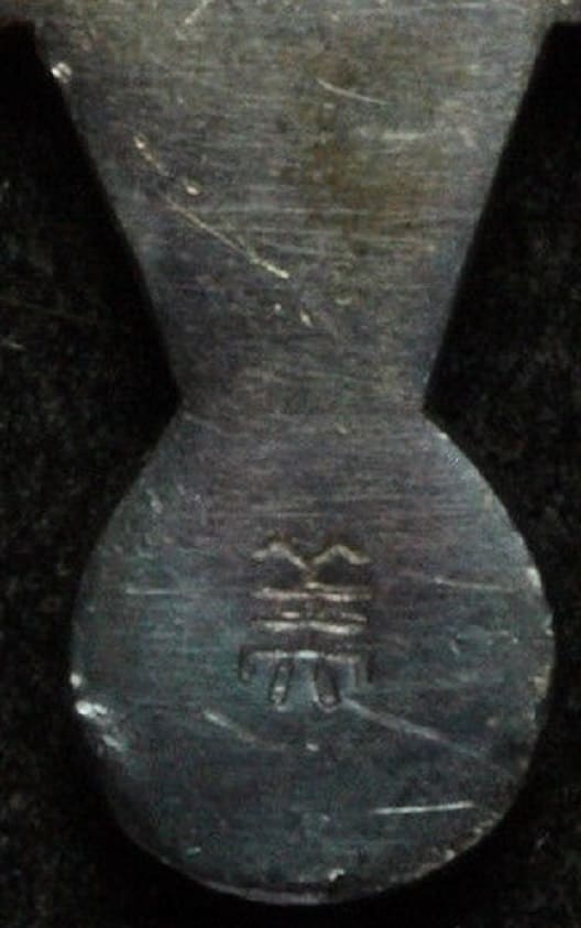 Comparative analysis of 8th class Orders  of  Sacred Treasure with mark 美.jpg