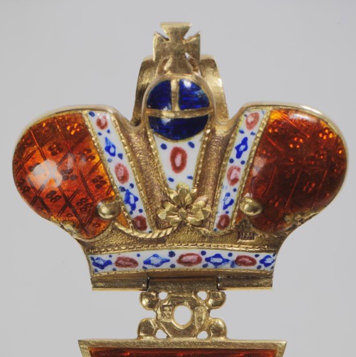 Crown.jpg