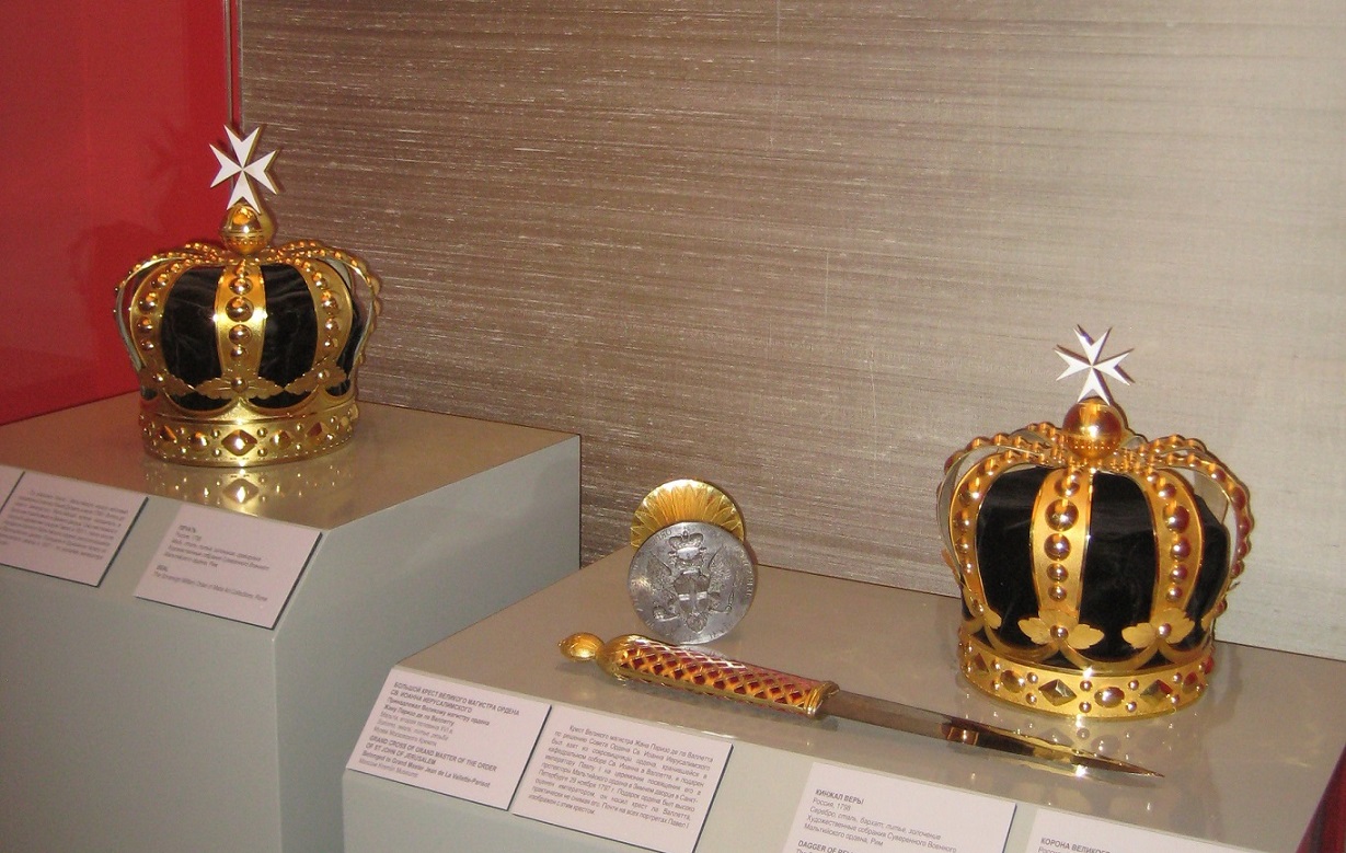 Crown of the  Grand Master of the Order of St. John of Jerusalem.jpg