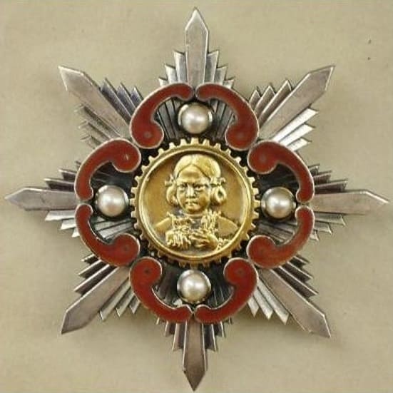 勤労顕功章  Distinguished Diligent Labor Badge marked M.jpg