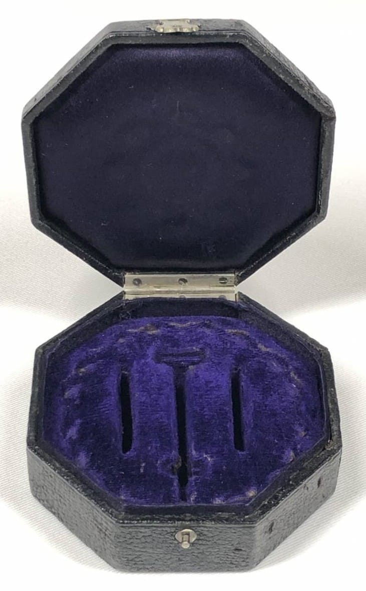 early cased 2nd class Sacred Treasure  order.jpg