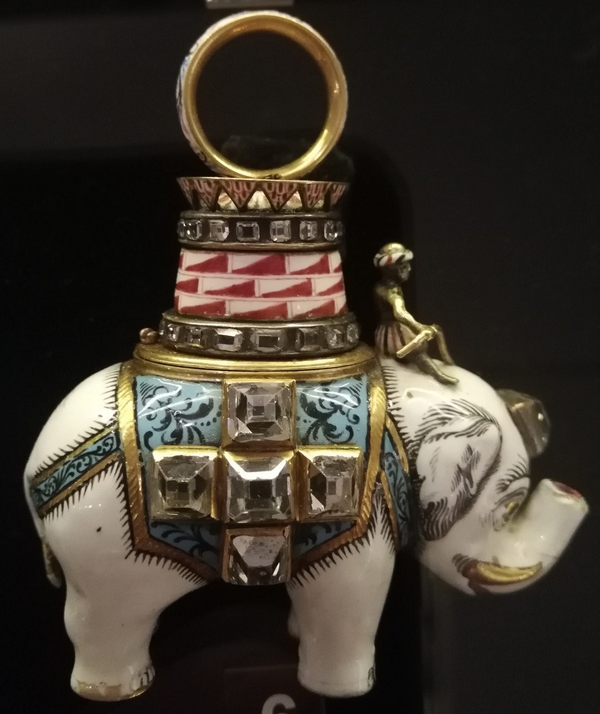 Elephant.jpg